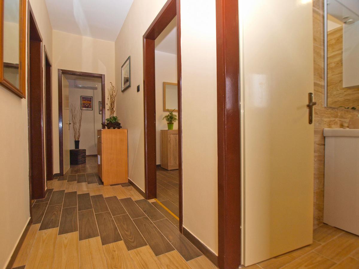 Apartment Luciano 1540 Pula Zewnętrze zdjęcie