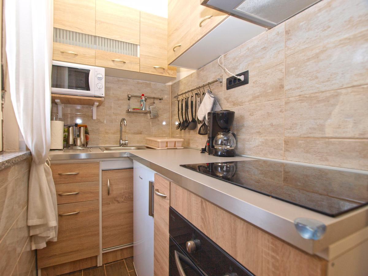 Apartment Luciano 1540 Pula Zewnętrze zdjęcie